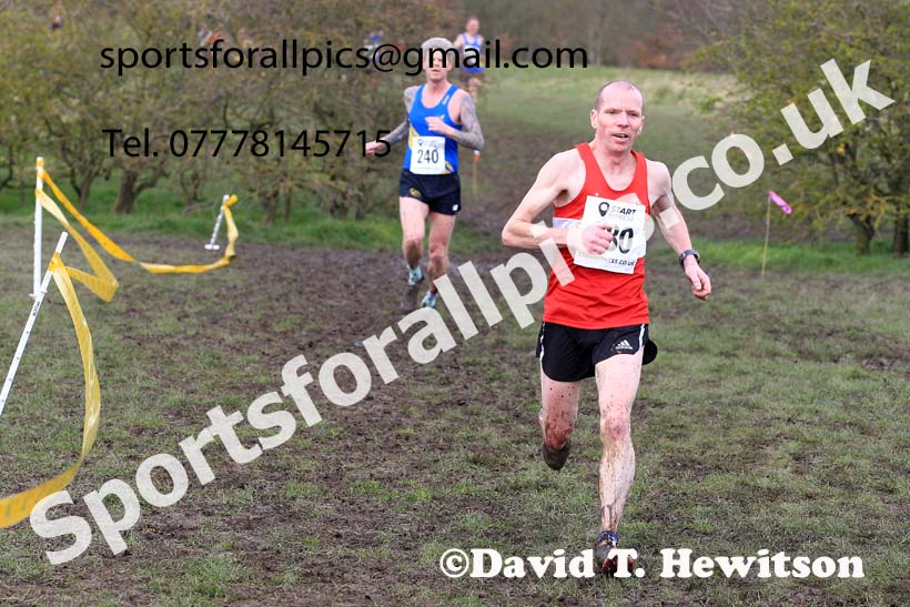 Men 35 to 60 in the 2023 BMAF Cross Country Champs., Wallsend. Photo: David T. Hewitson/Sports for All Pics